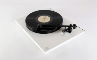 Rega Planar 1  Carbon hos Lefflers.se
