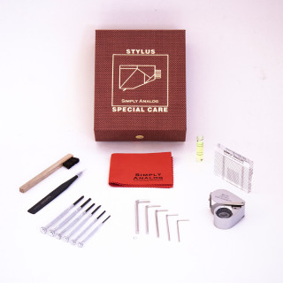 Simply Analog Stylus Special Care kit hos Lefflers.se